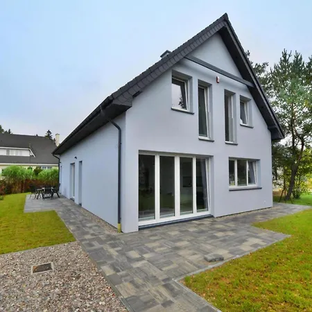 Near Baltic Sea With Private Sauna, Cleaning Included Villa